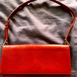 Liz Claiborne Retro Red Pochette